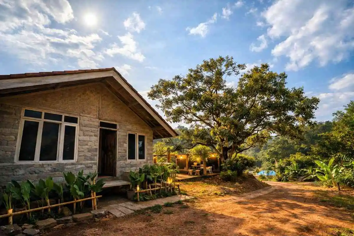 Sundanese traditional bamboo house at Farmstay Manangel
